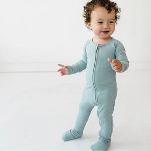 🌪️LS Ribbed Stormy Zippy🌪️